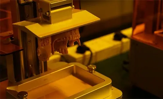 P7 Pro Stereolithography 3D Printer for Detailed Surface Finishes